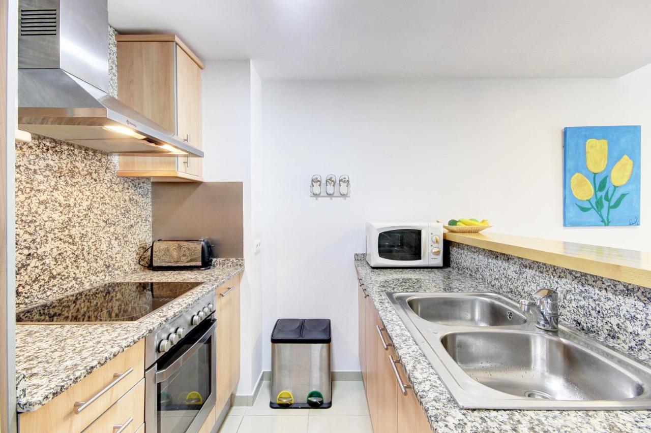 Mileni 2 2 1 1 - Barneda Premium Apartment Roses Bagian luar foto