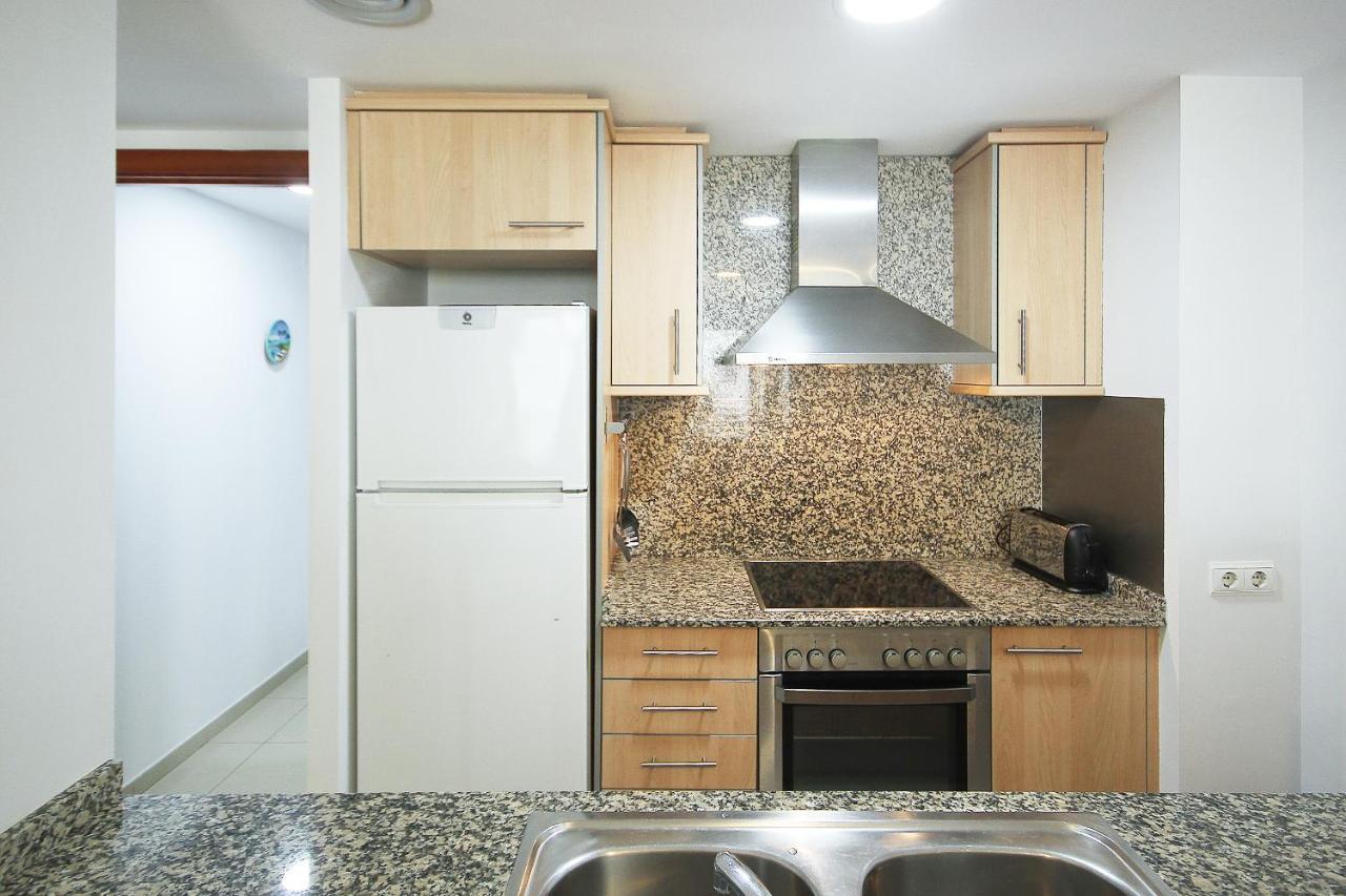 Mileni 2 2 1 1 - Barneda Premium Apartment Roses Bagian luar foto